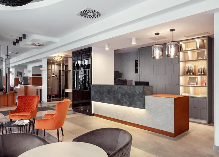 Astoria 4*