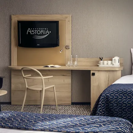 Astoria 4*