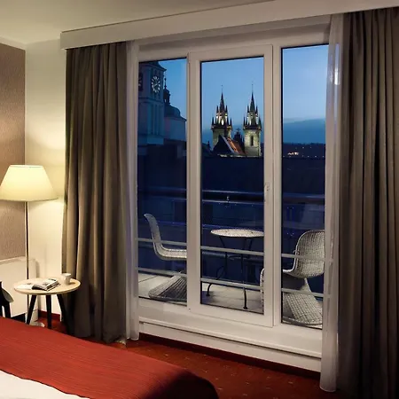 Astoria Hotel 4*