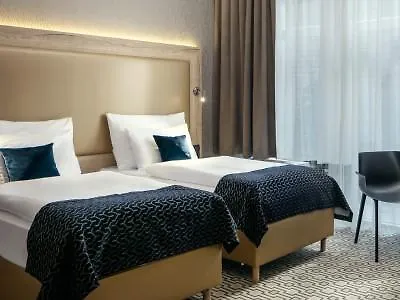 Astoria 4* براغ