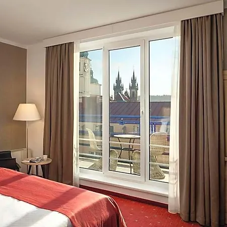 Astoria Hotel 4*