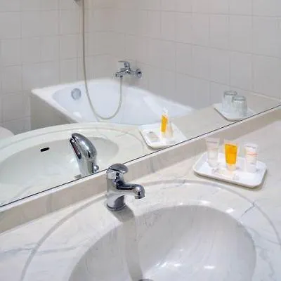 Astoria 4*
