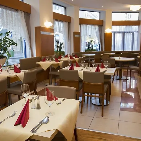 Astoria 4* Prag