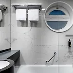 Astoria 4*