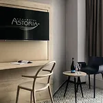 Astoria Hotel 4*