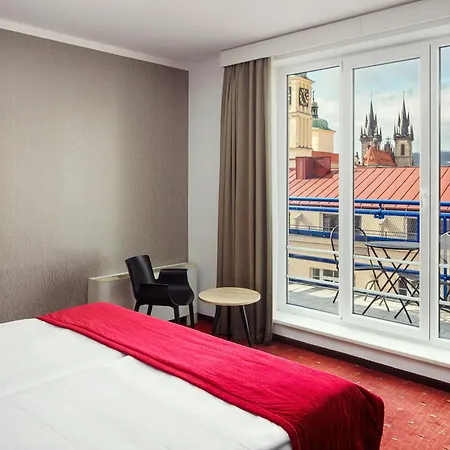Astoria Hotel 4*